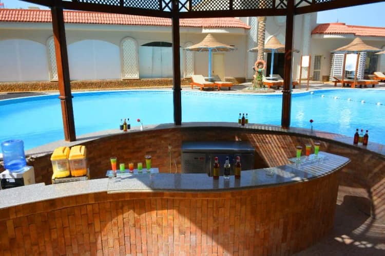 Bar, Hawaii Riviera Club Aqua Park-Families and Couples, Red Sea Riviera