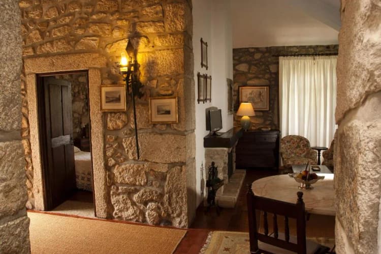 APARTMENT TWO BEDROOMS Room, Casa do Ameal, Porto