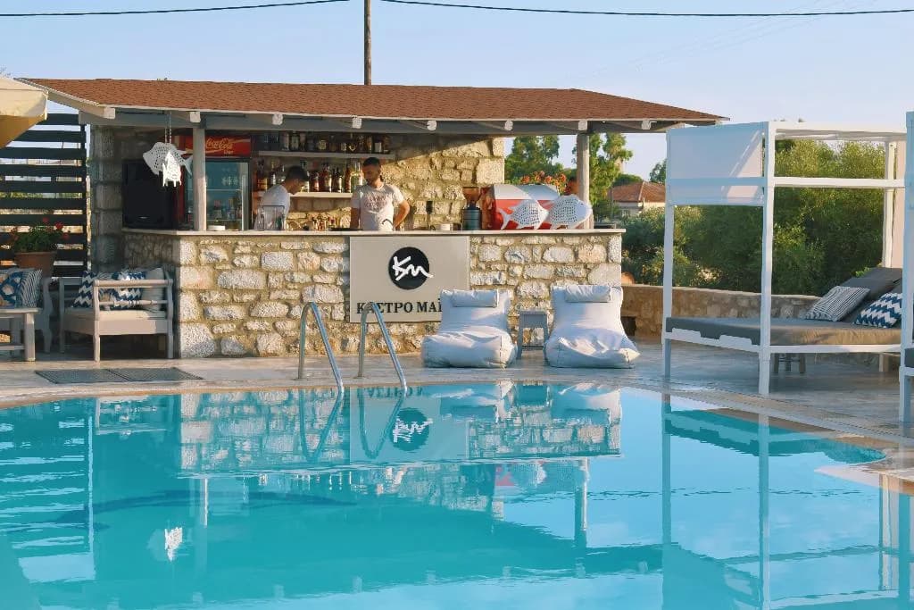 Bar, Kastro Maini, Kalamata