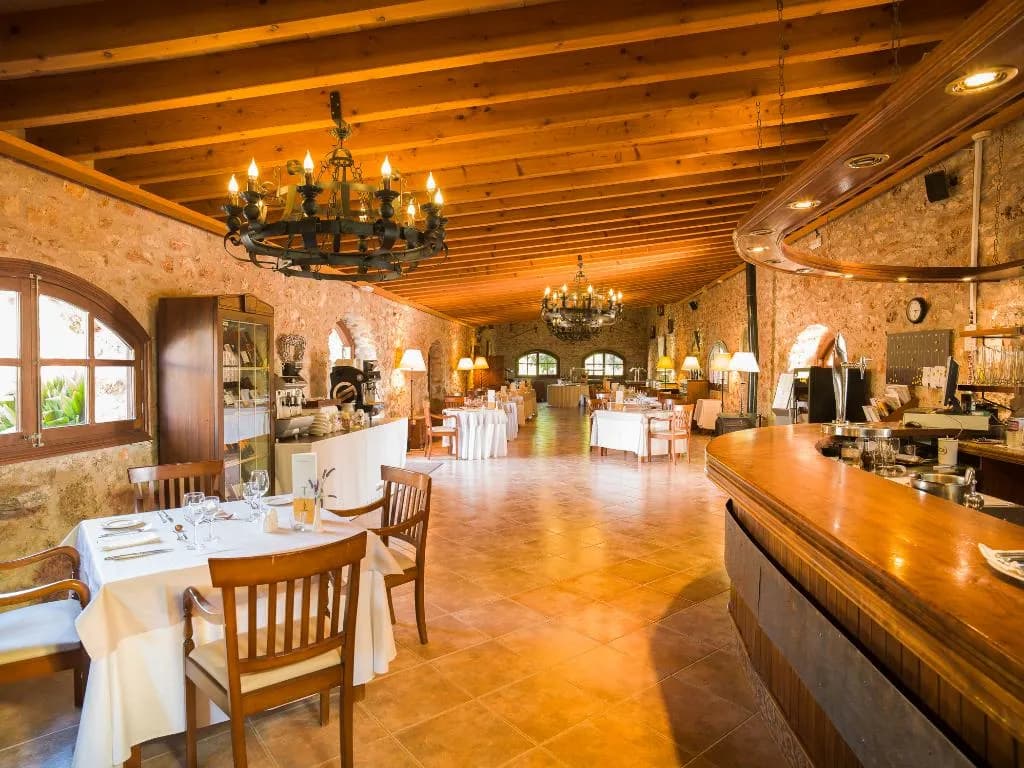 Bar, Sa Bassa Rotja Ecoturisme, Majorca