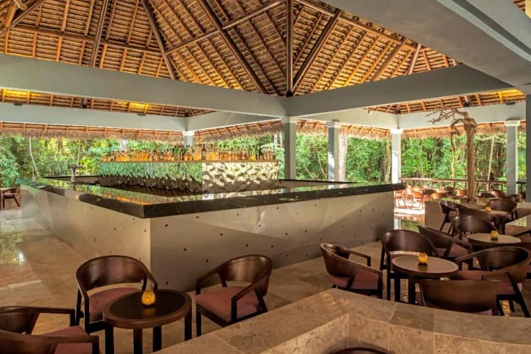 Bar, Iberostar Waves Tucan All Inclusive, Cancun Area