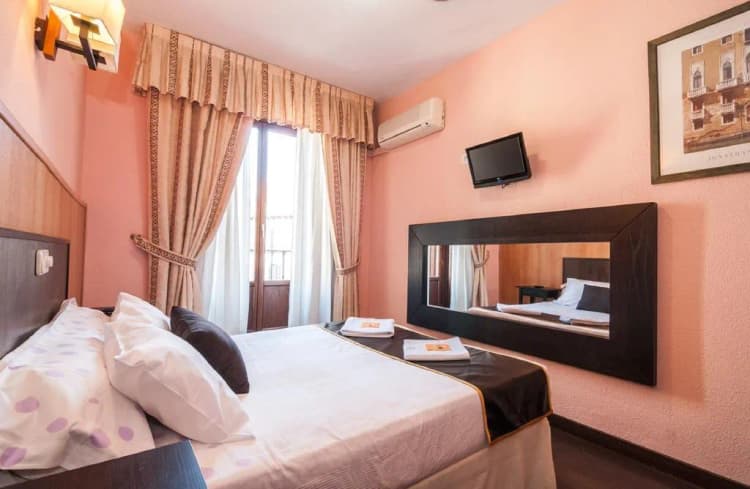 Double or Twin STANDARD Room, Gallardo, Madrid