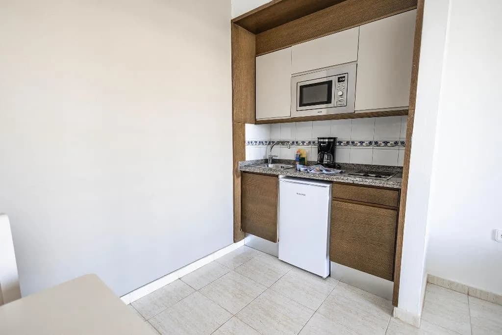 APARTMENT CAPACITY 2 TWO BEDROOMS Room, Caybeach Sun, Lanzarote