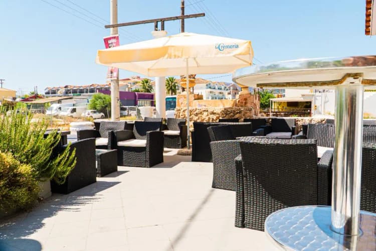 Bar, Ikaros, Zante
