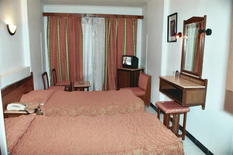 DOUBLE STANDARD Room, Happy City Hotel, Cairo