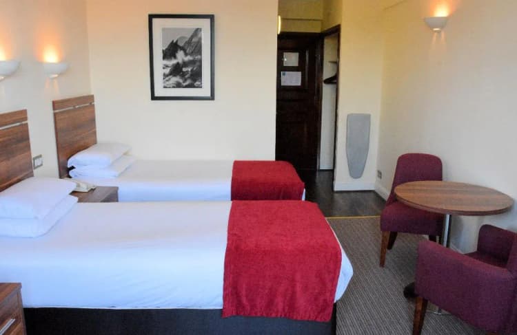 Double or Twin STANDARD Room, Tara Towers, Dublin