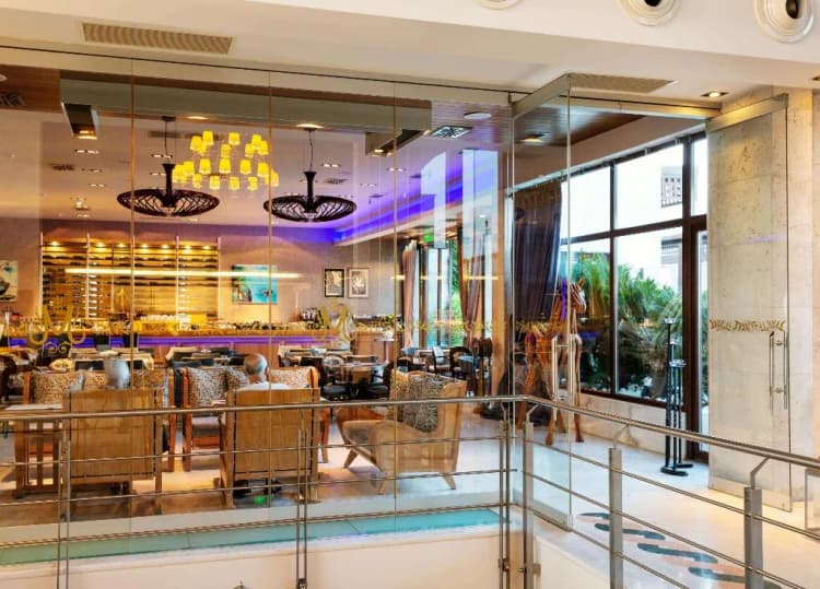 Bar, Mediterranean Village Hotel & Spa, Thessaloniki