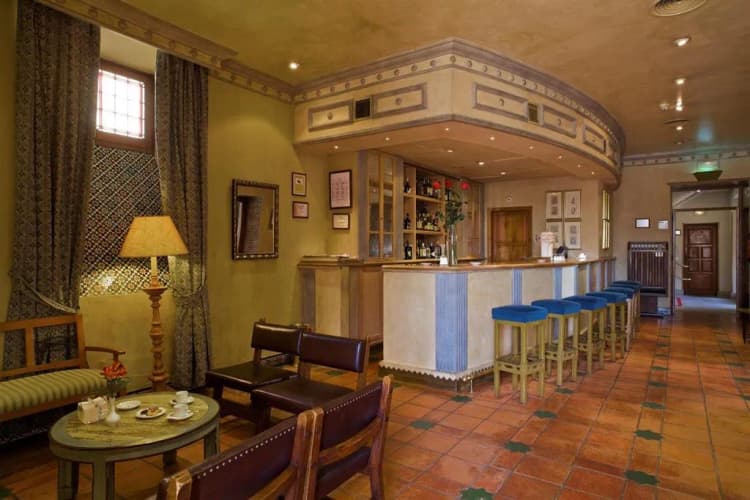 Bar, Parador de Avila, Madrid