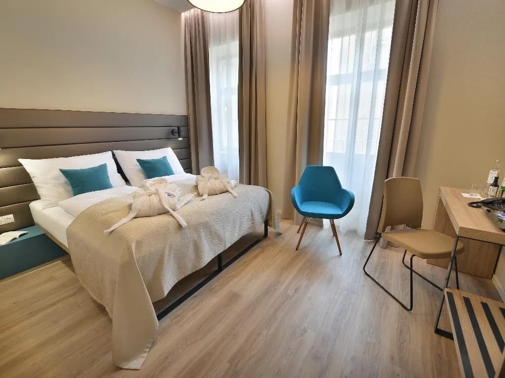 Double or Twin STANDARD Room, EA Hotel New Town, Prague