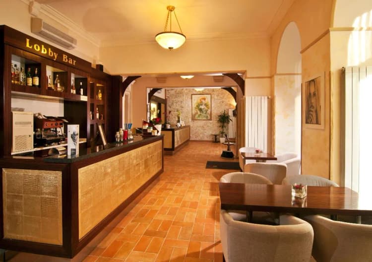 Bar, Praga 1, Prague