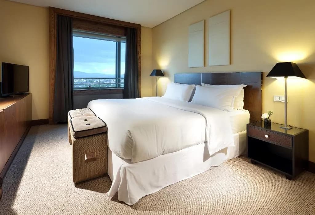 FAMILY ROOM CAPACITY 4 Room, Eurostars Madrid Mirasierra Suites, Madrid