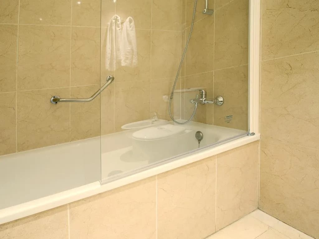 APARTMENT CAPACITY 2 ONE BEDROOM Room, Fuengirola Beach, Costa Del Sol