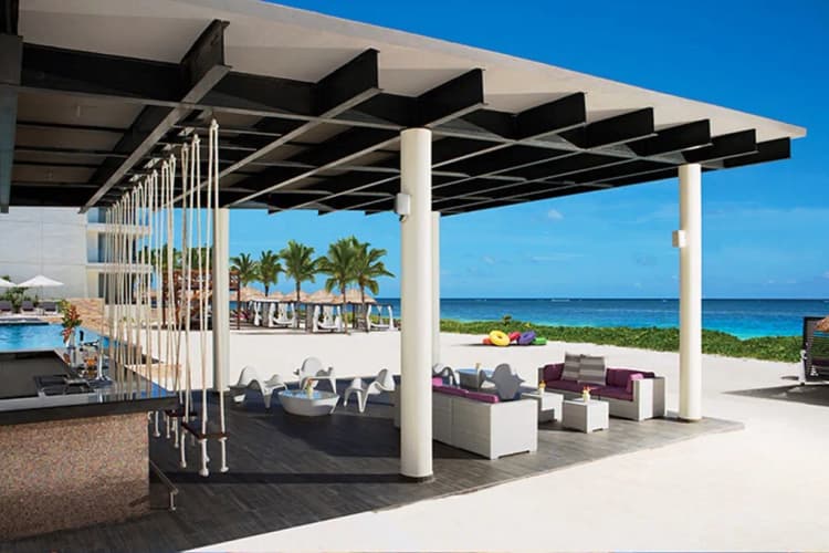 Bar, Breathless Riviera Cancun Resort and Spa, Cancun Area