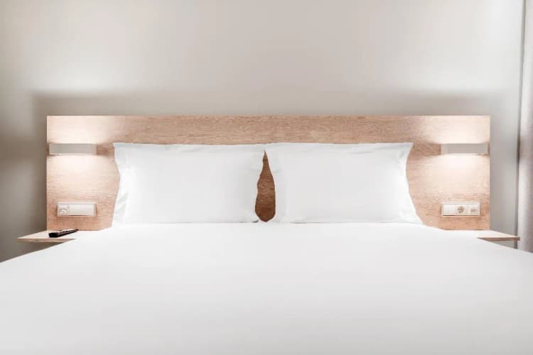 DOUBLE STANDARD Room, Moov Hotel Lisboa Oriente, Lisbon