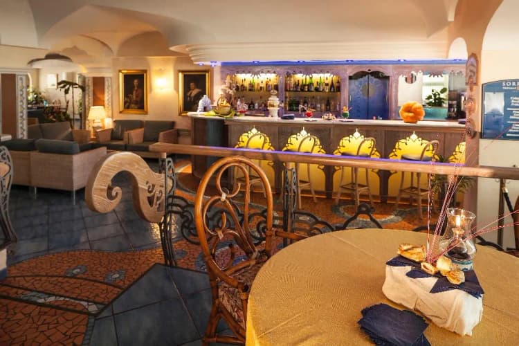 Bar, Sorriso Thermae Resort & Spa, Naples