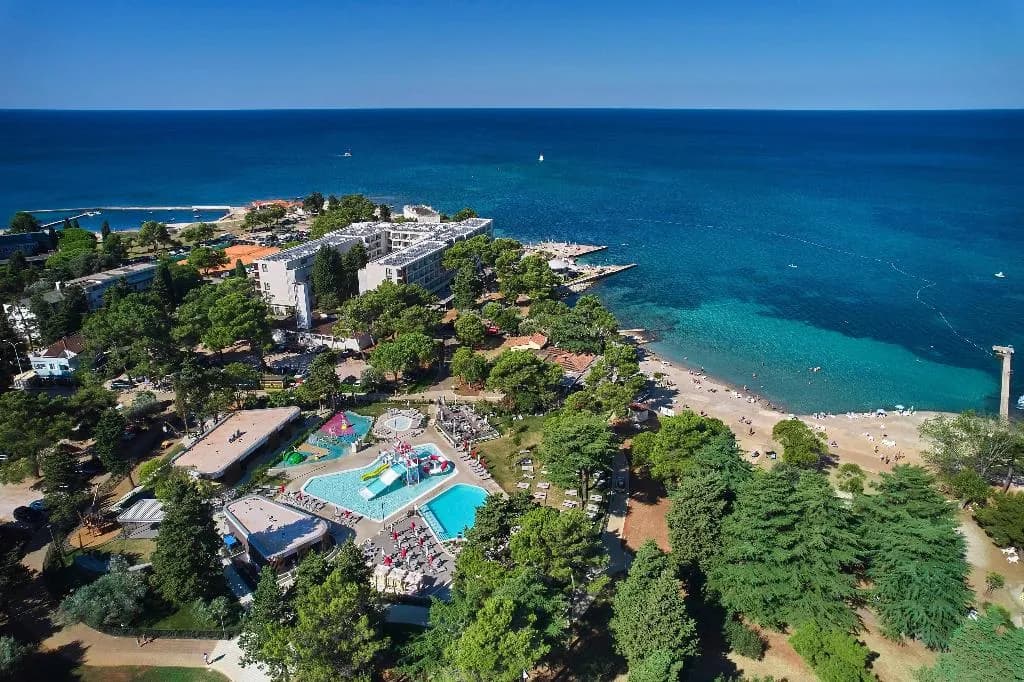 Beach, Garden Suites Park Plava Laguna, Istria