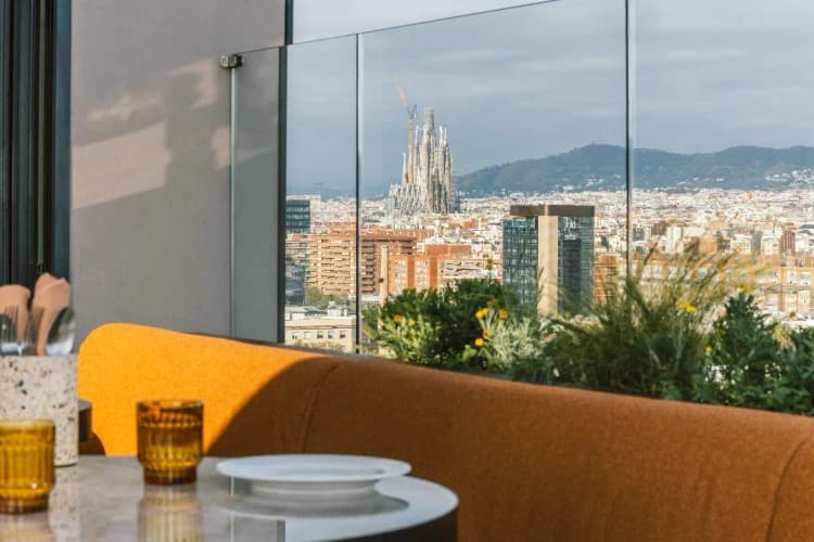 Bar, The Social Hub Barcelona Poblenou, Barcelona