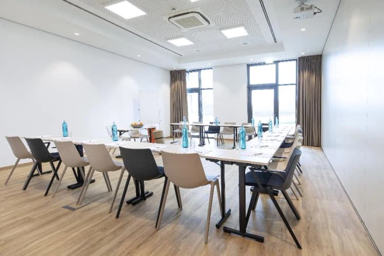 Conferences, LOGINN Hotel Berlin Airport, Berlin