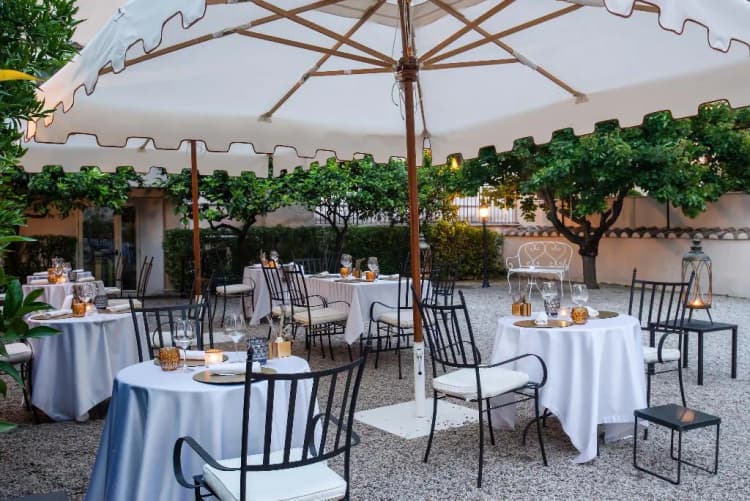 Bar, Donna Camilla Savelli - VRetreats, Rome
