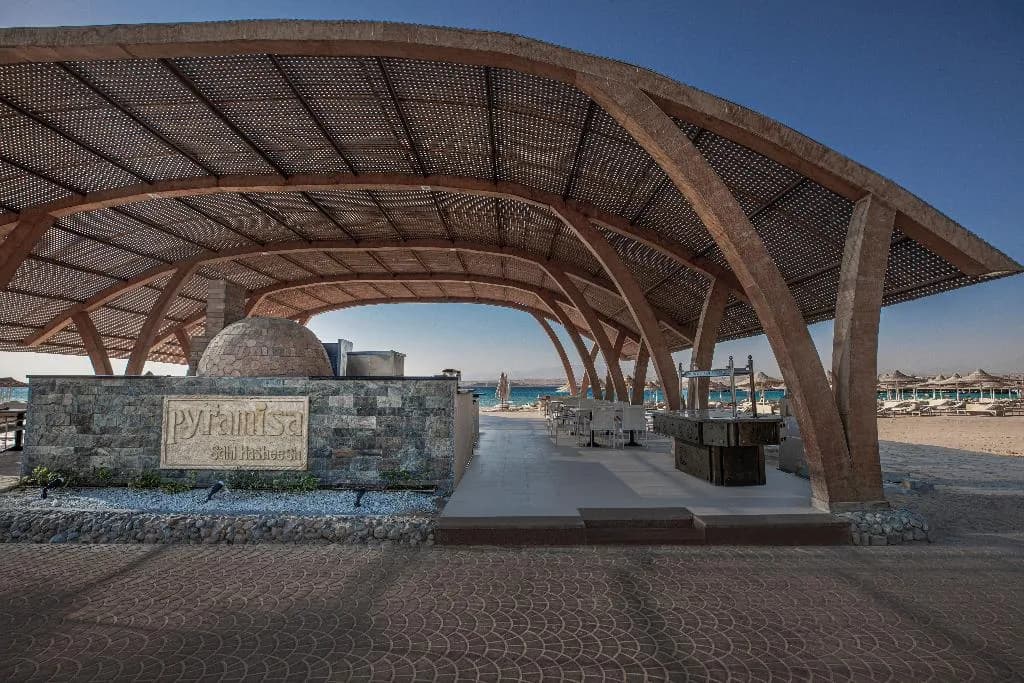 Bar, Pyramisa Beach Resort Sahl Hasheesh, Red Sea Riviera
