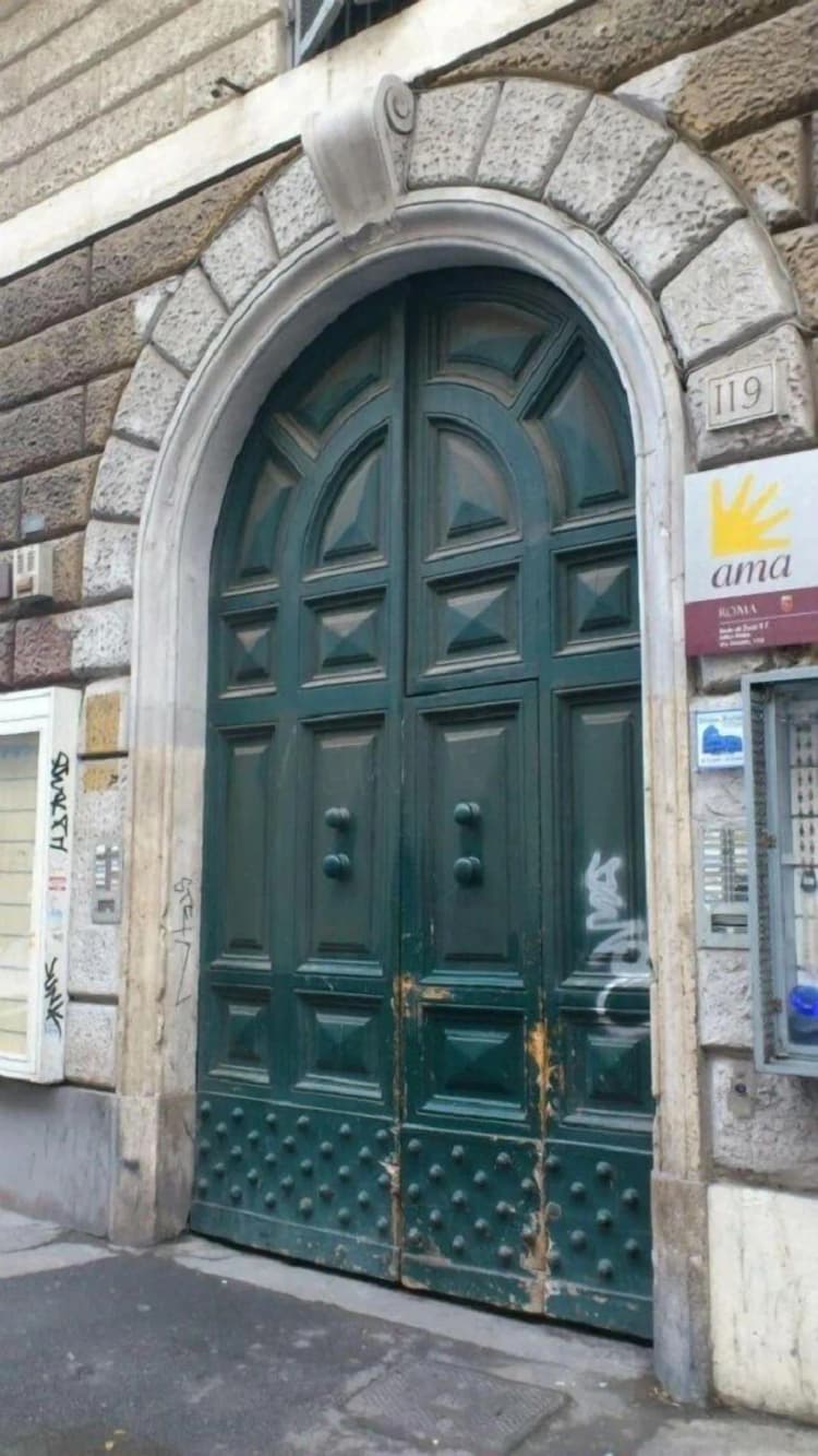 General view, Moshi Moshi B B, Naples