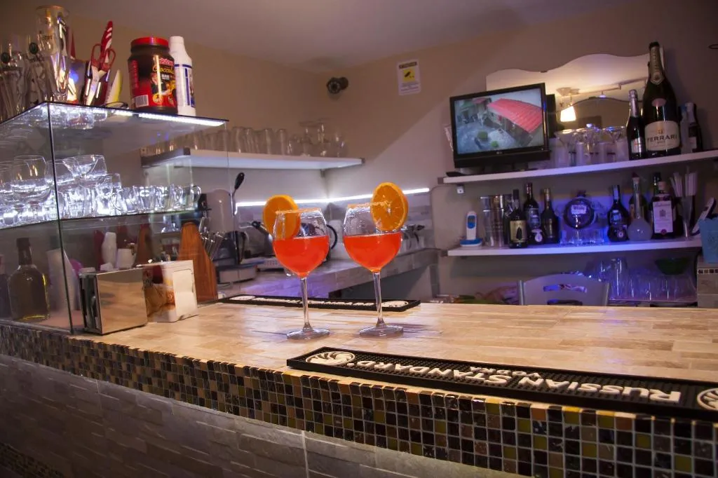 Bar, Residence Confalone, Naples