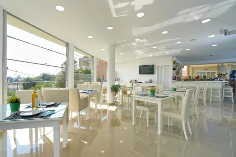 Bar, Palapart Gikas Suites And Studios, Corfu