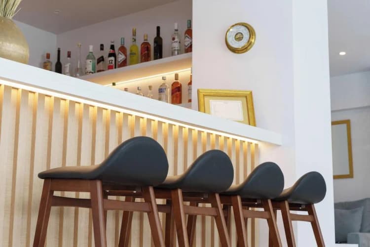 Bar, Gallery Central, Athens
