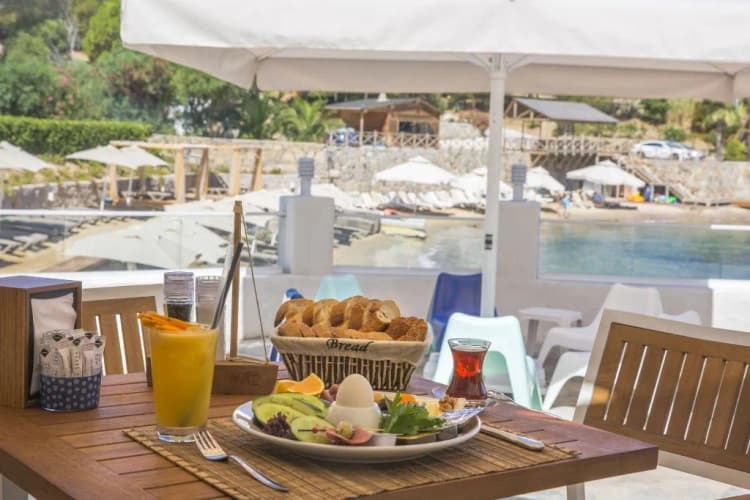 Bar, Yaz Beach Hotel, Bodrum