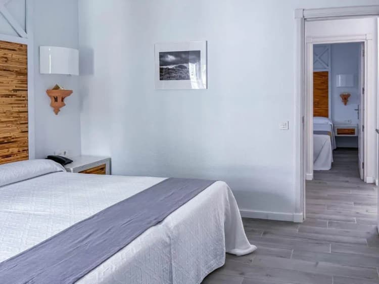 APARTMENT CAPACITY 3 TWO BEDROOMS Room, Parque del Sol, Tenerife