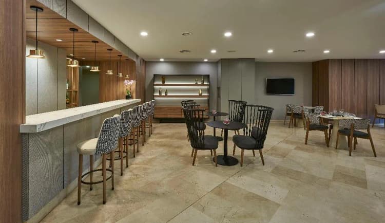 Bar, iStay by NH Ciudad de Valencia Hotel, Valencia