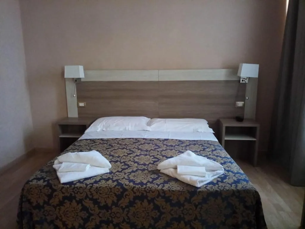 DOUBLE ECONOMY Room, HHB Hotel, Florence