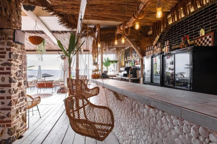 Bar, Marabou, Halkidiki