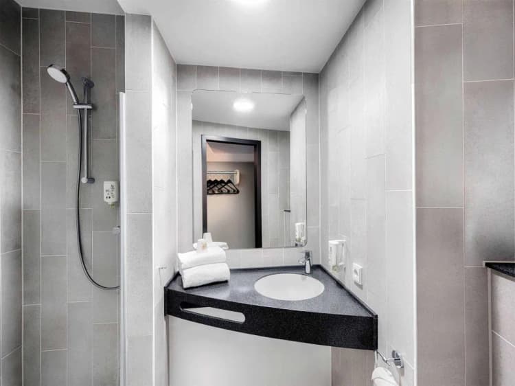 DOUBLE PREMIUM Room, B&B HOTEL Berlin City West, Berlin
