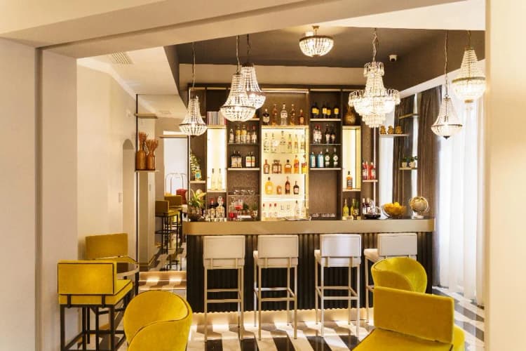 Bar, The Cross, Rome