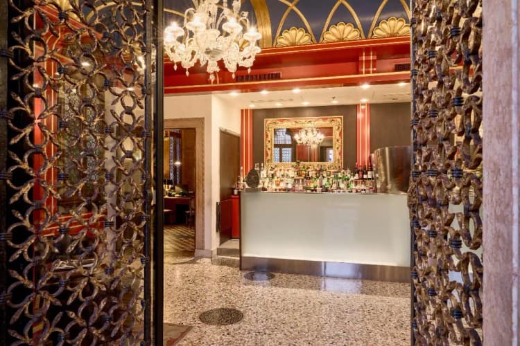 Bar, Palazzo Stern, Venice