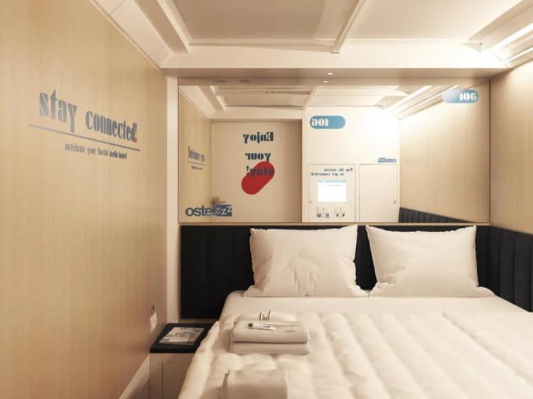 Bed in dormitory SUPERIOR Room, Ostelzzz Milan City Center, Milan