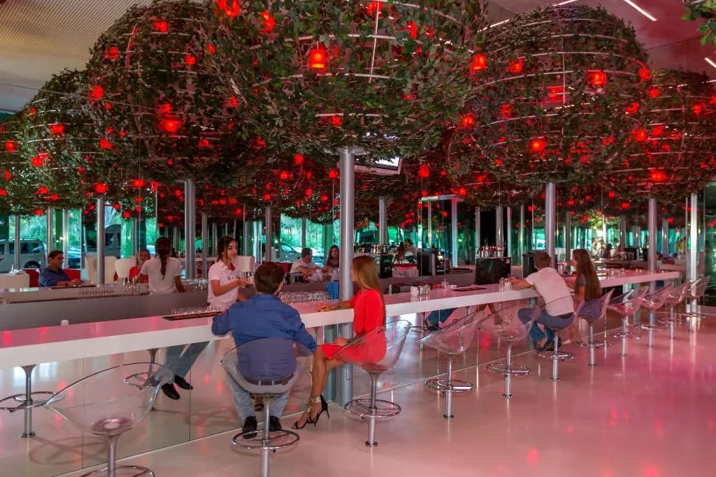 Bar, Adam & Eve, Antalya
