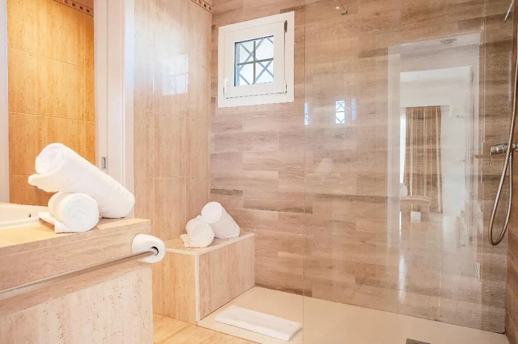 APARTMENT CAPACITY 1 ONE BEDROOM Room, Ona Village Cala d'Or, Majorca