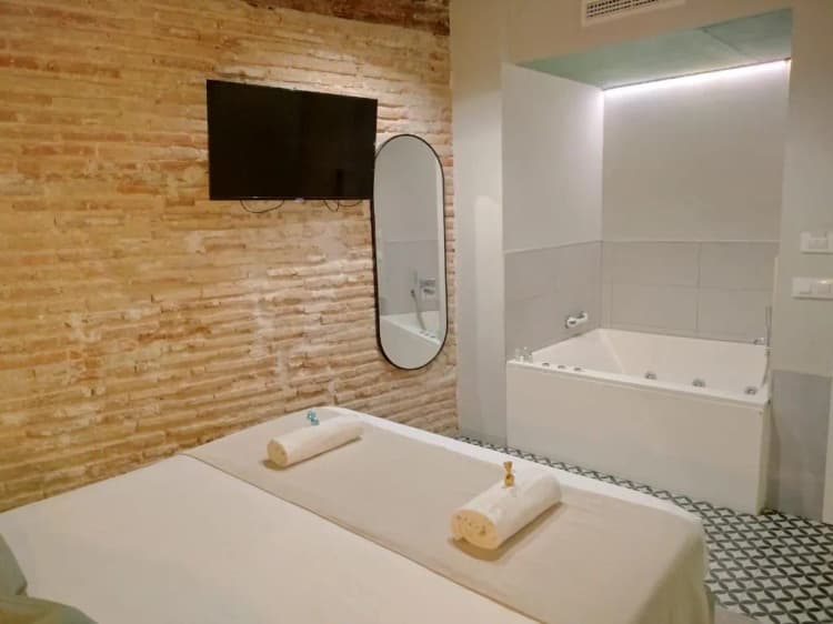 DOUBLE ONE BED Room, You&Co. Quart Boutique, Valencia