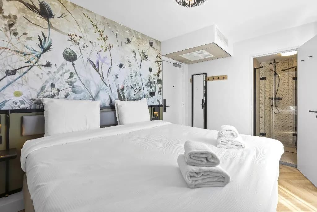 DOUBLE KING SIZE BED Room, Dutch Design Hotel Vondelpark, Amsterdam