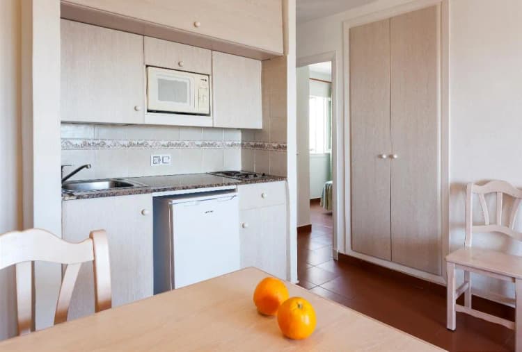 APARTMENT ONE BEDROOM Room, Oasis Park, Menorca