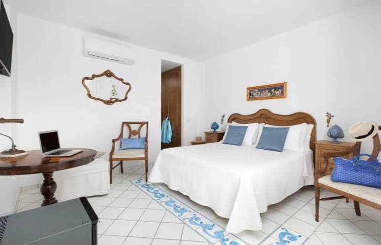 DOUBLE ECONOMY Room, Smeraldo, Naples