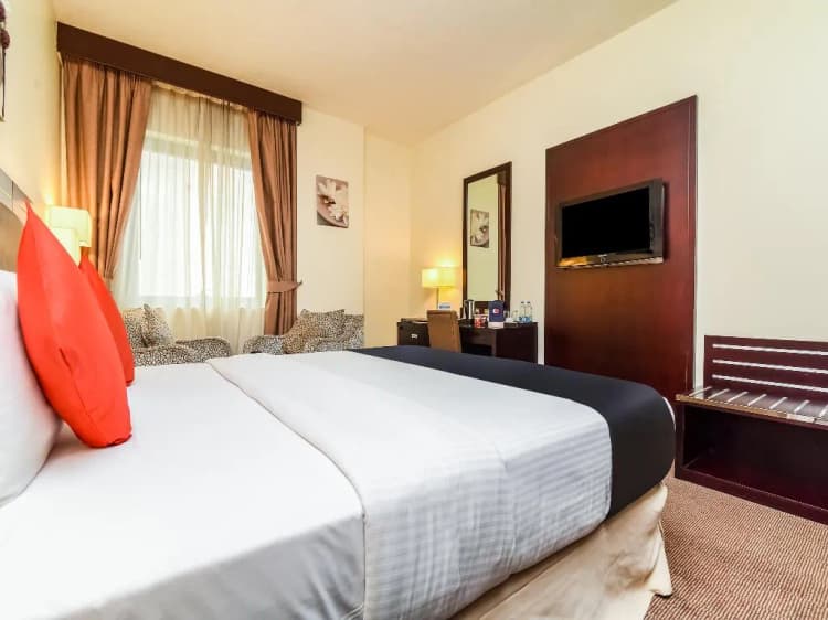 DOUBLE DELUXE Room, Landmark Summit Hotel, Dubai