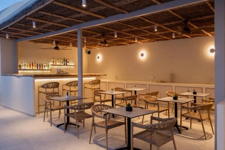 Bar, Heyday Luxury Suites, Santorini