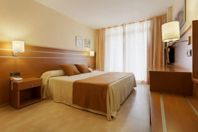 DOUBLE STANDARD Room, Beverly Park, Costa Brava