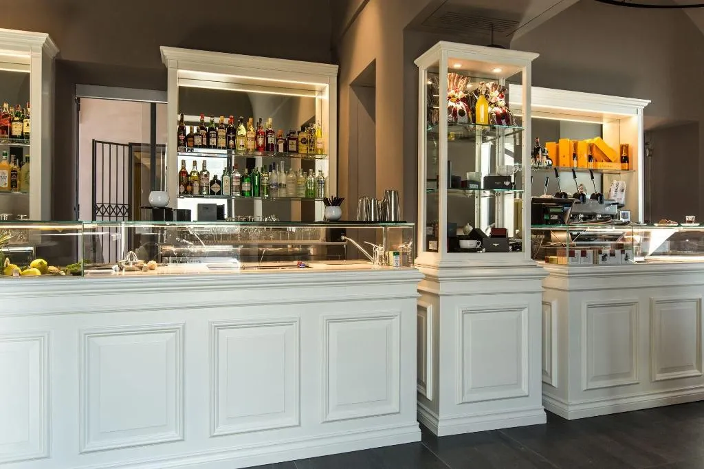 Bar, Villa Avellino, Naples