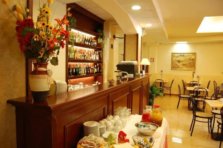 Bar, Astor, Florence