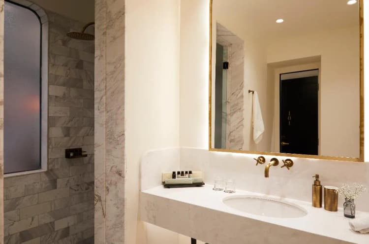 DOUBLE CLASSIC Room, Villa Brown Ermou, a member of Brown Hotels, Athens