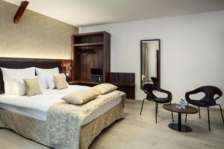 DOUBLE CONNECTING ROOM Room, Michelangelo Grand Hotel, Prague